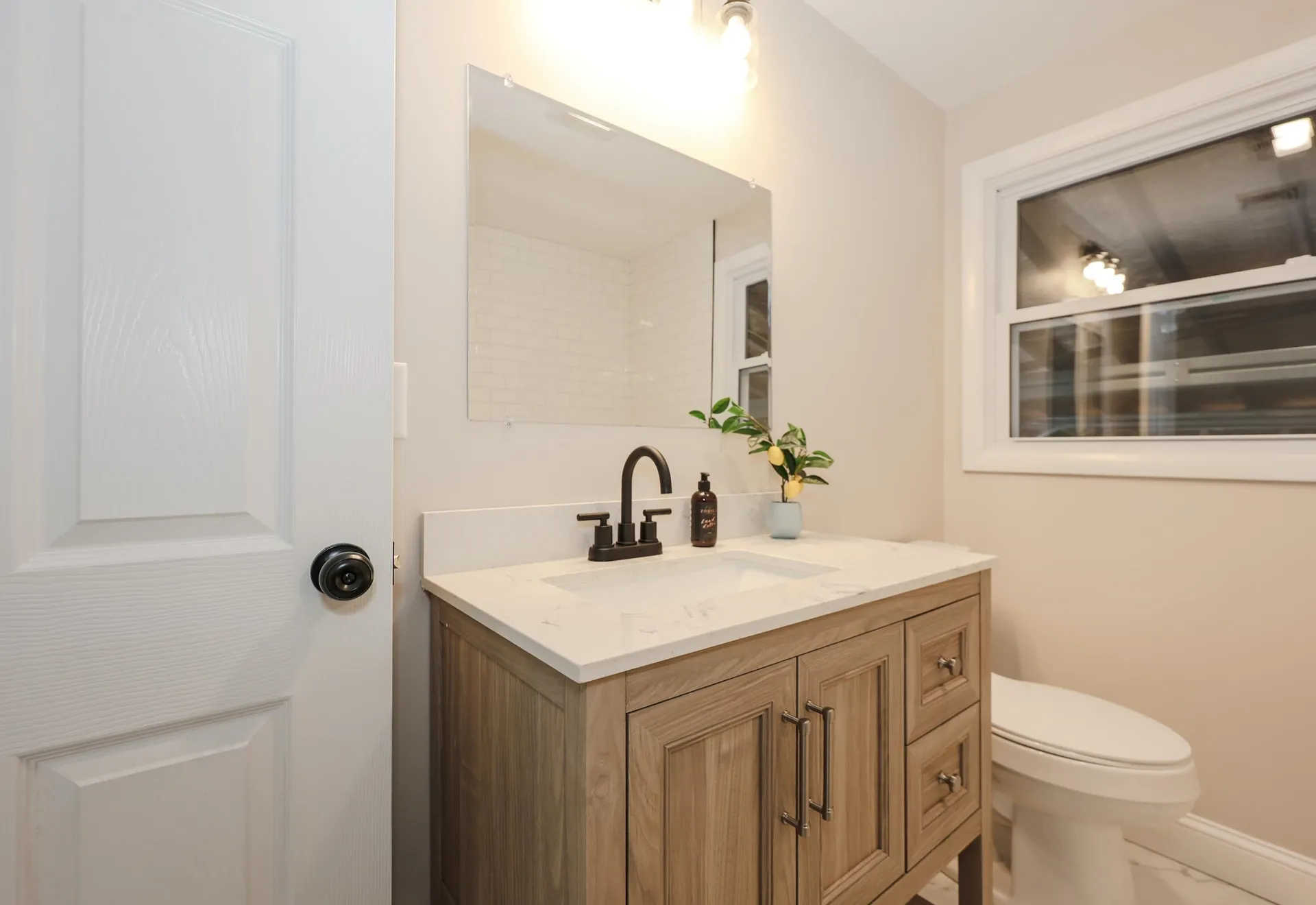 6 Mountain View Street Nashua NH 03060