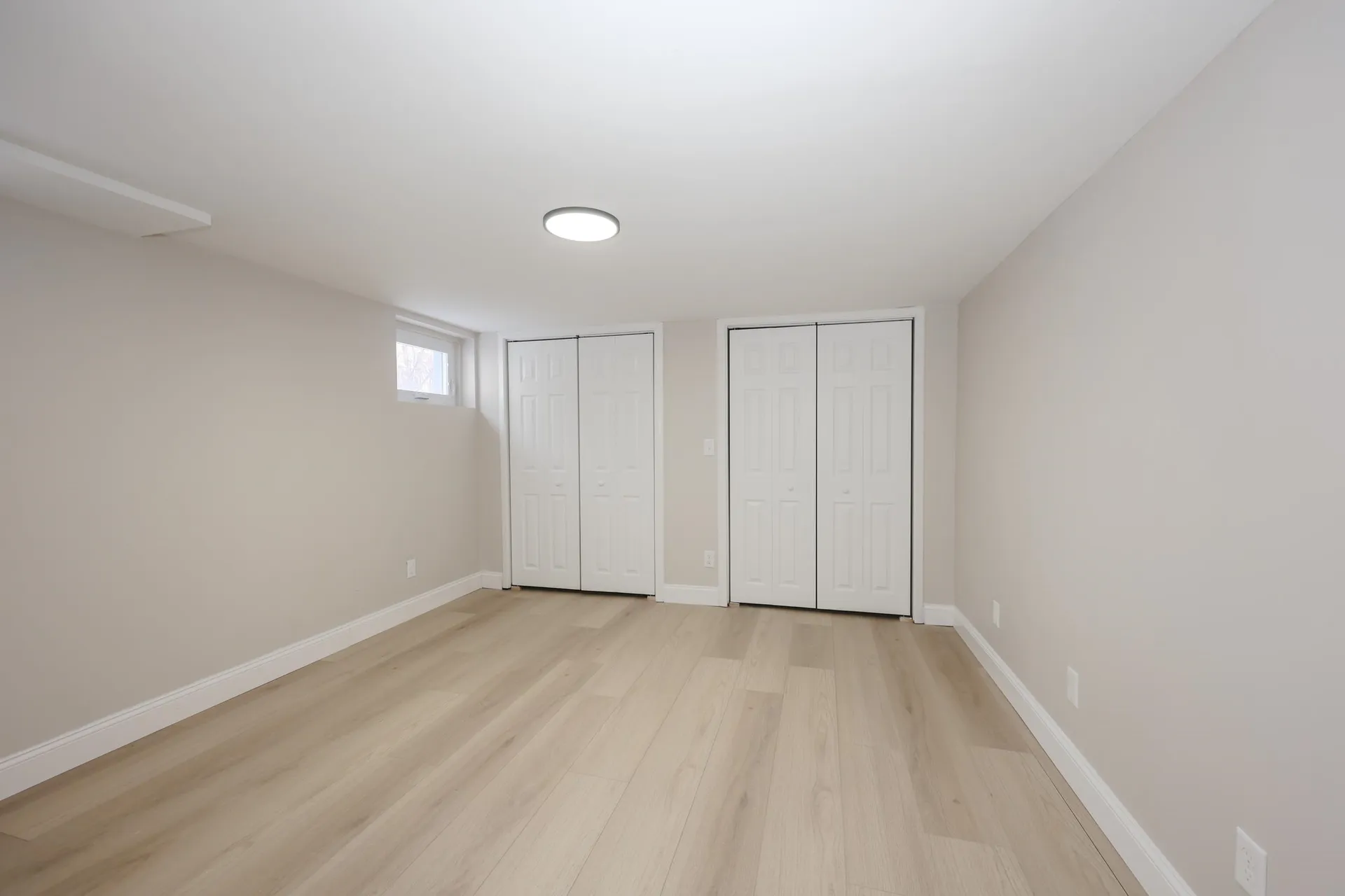 6 Mountain View Street Nashua NH 03060