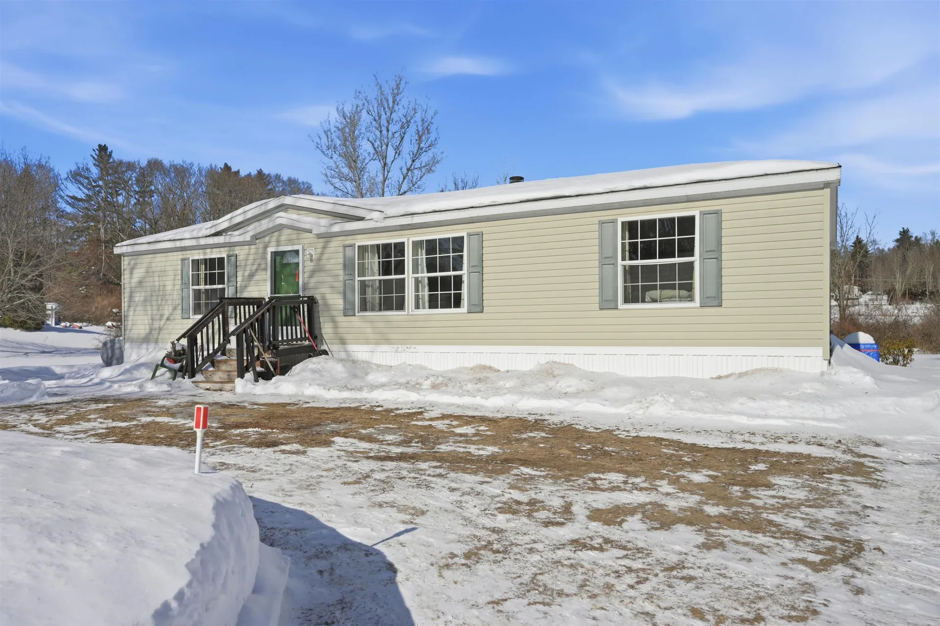 11 Darren Drive Raymond NH 03077