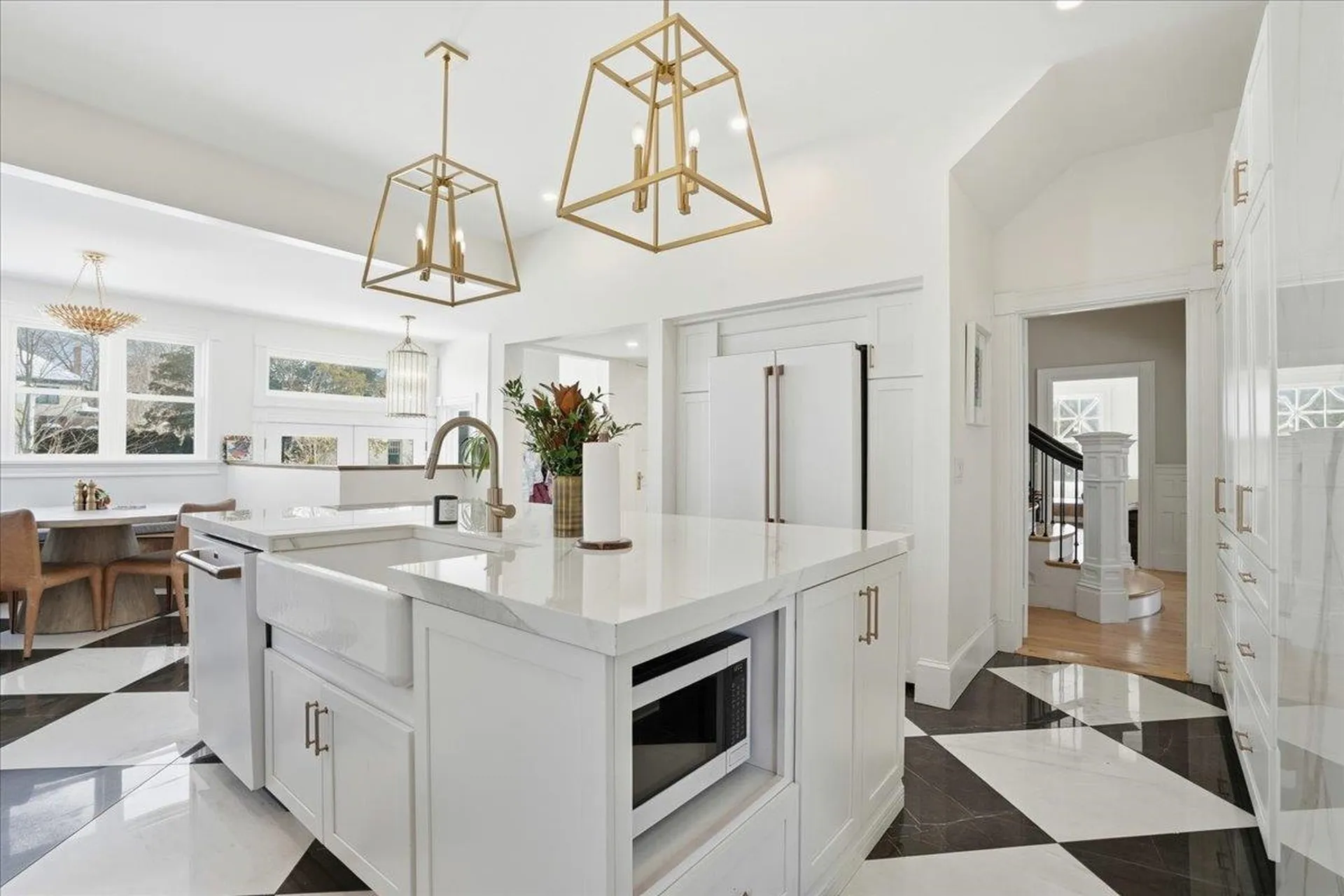 2159 Elm Street Manchester NH 03104