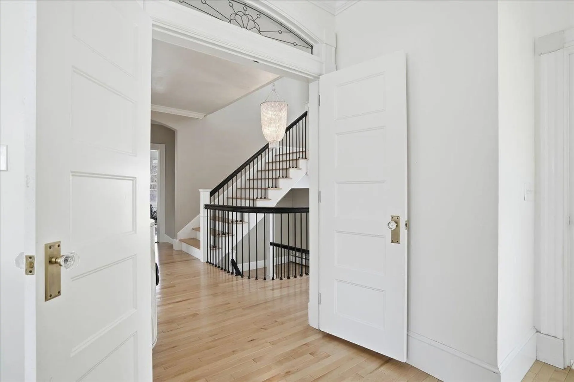 2159 Elm Street Manchester NH 03104