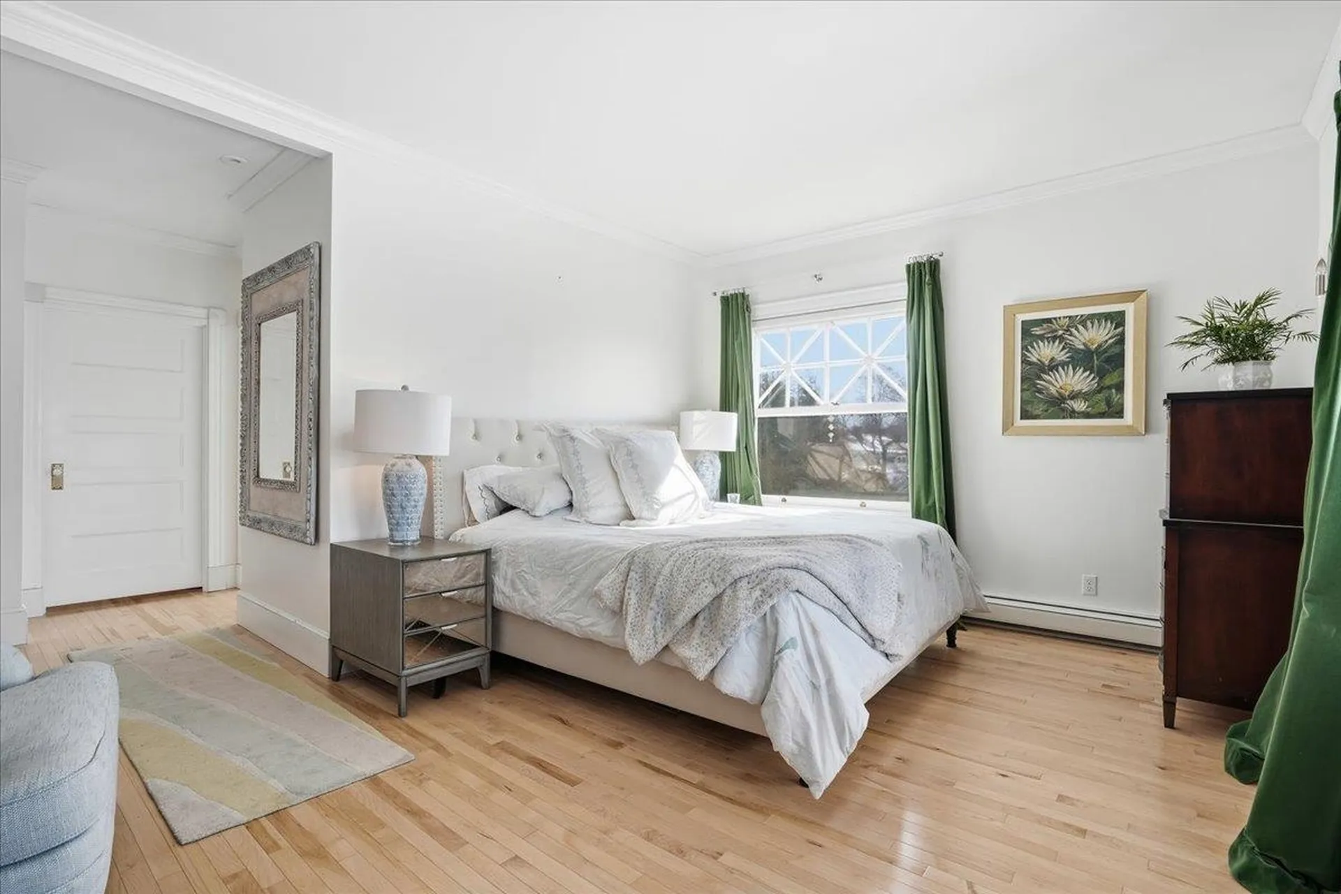 2159 Elm Street Manchester NH 03104