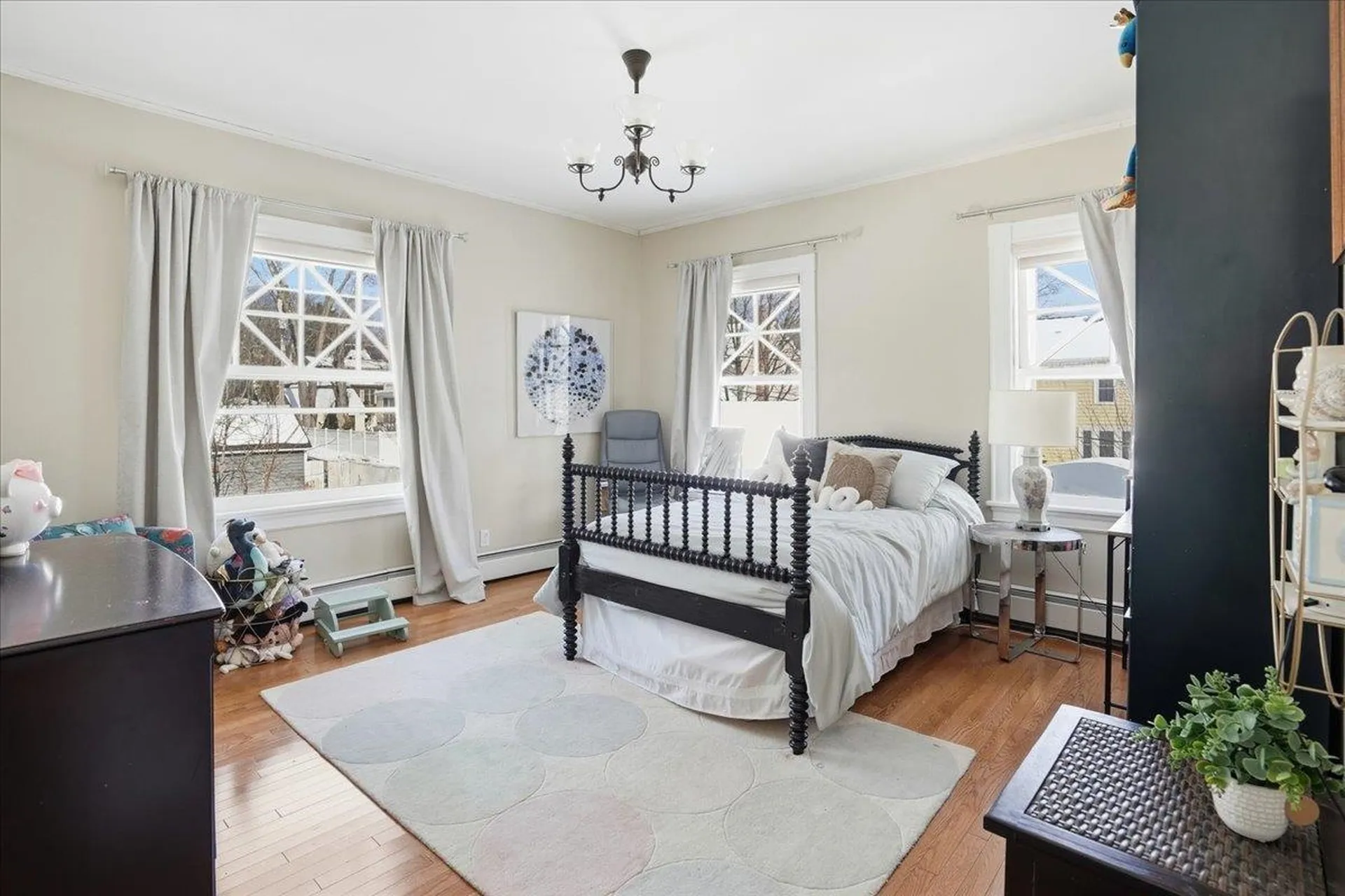 2159 Elm Street Manchester NH 03104