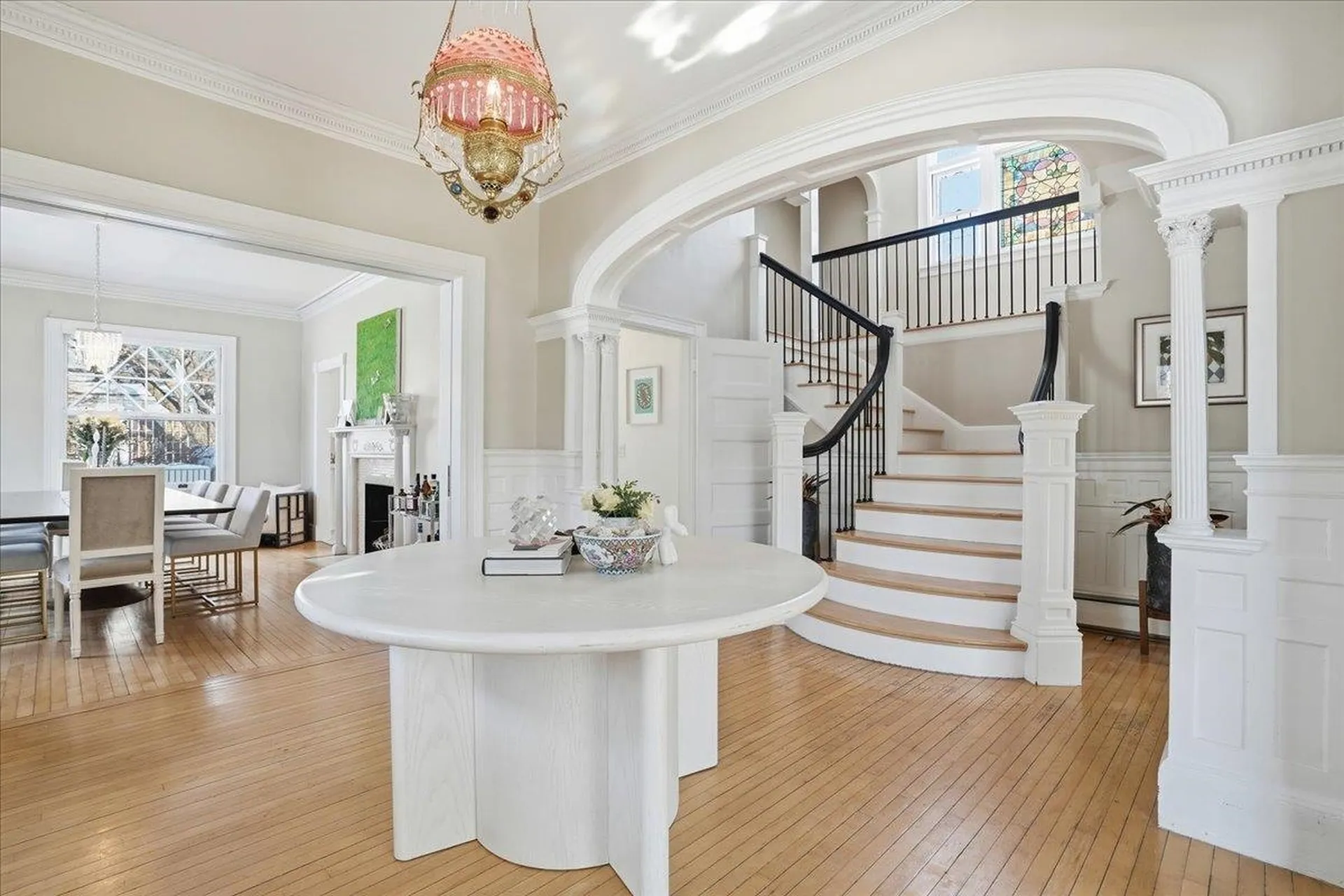 2159 Elm Street Manchester NH 03104