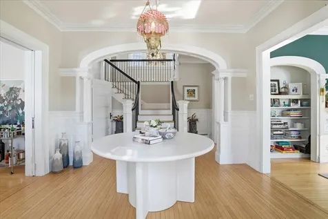 2159 Elm Street Manchester NH 03104