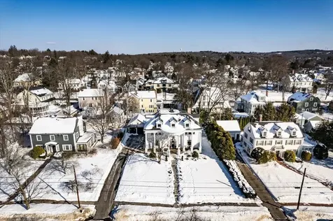 2159 Elm Street Manchester NH 03104