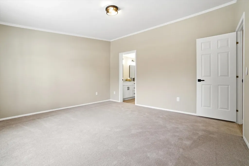 117 Logan Drive Laconia NH 03246