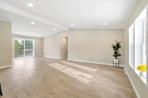 117 Logan Drive Laconia NH 03246