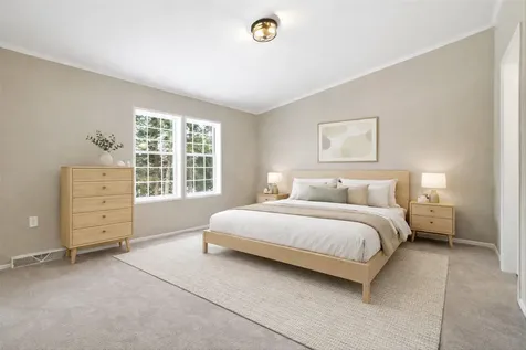 117 Logan Drive Laconia NH 03246