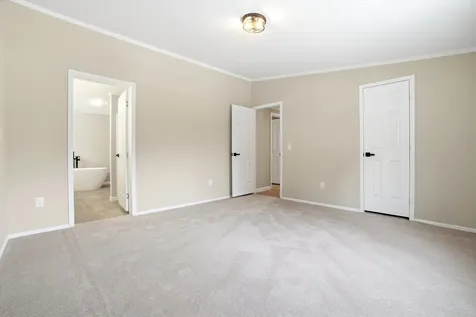 117 Logan Drive Laconia NH 03246