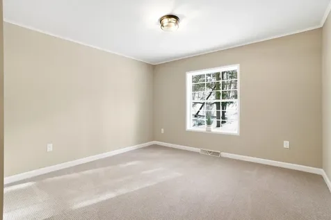 117 Logan Drive Laconia NH 03246