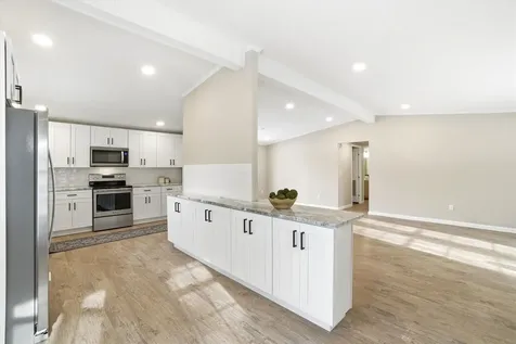 117 Logan Drive Laconia NH 03246