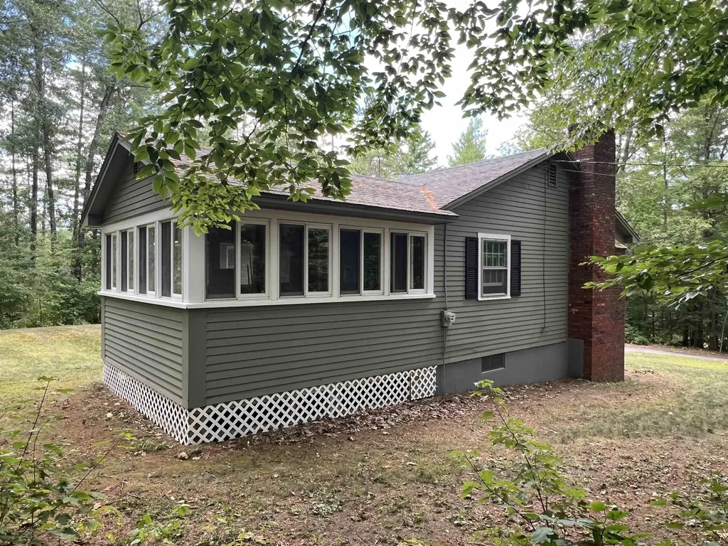 13 Birchdale Road Bow NH 03304