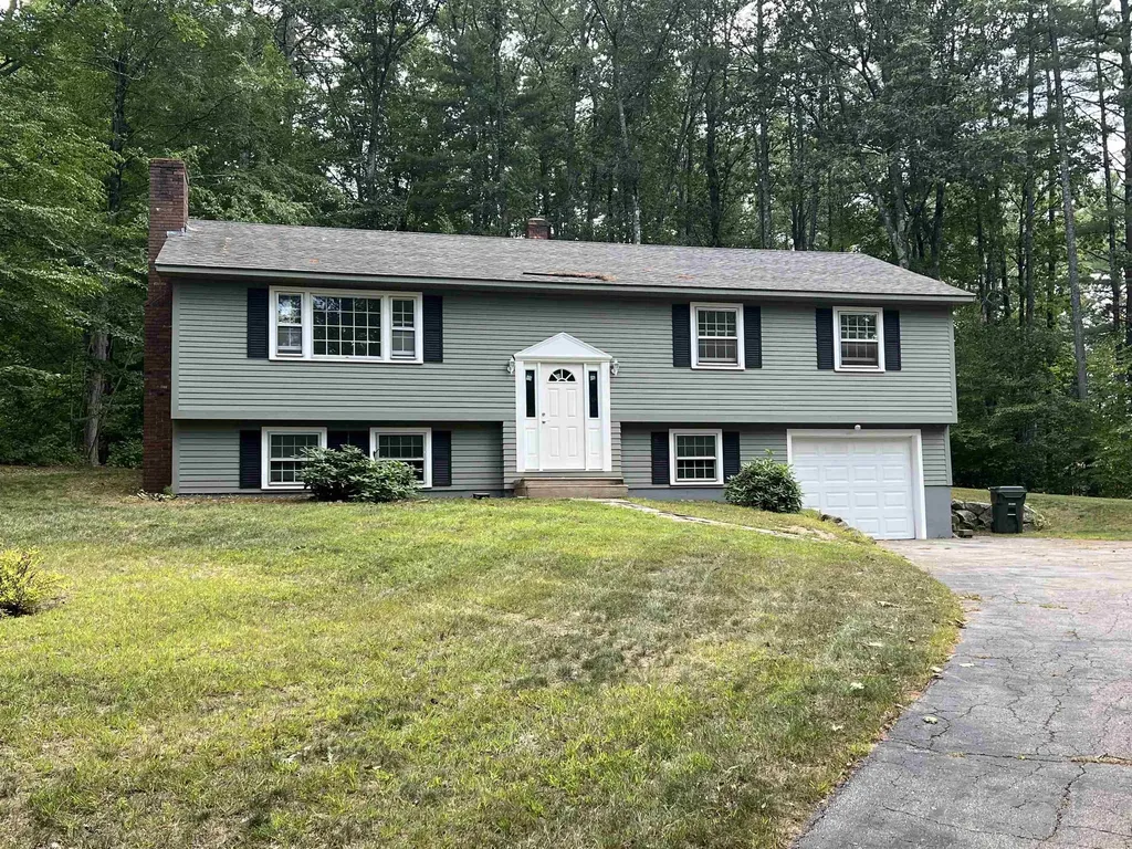 13 Birchdale Road Bow NH 03304