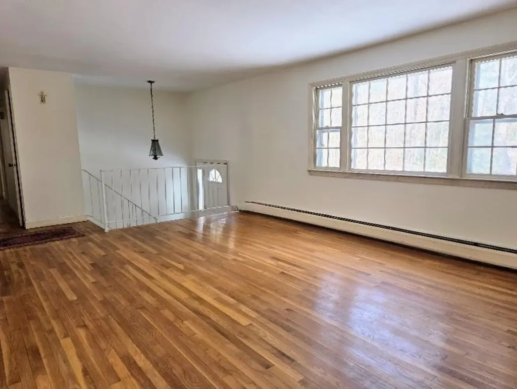 13 Birchdale Road Bow NH 03304