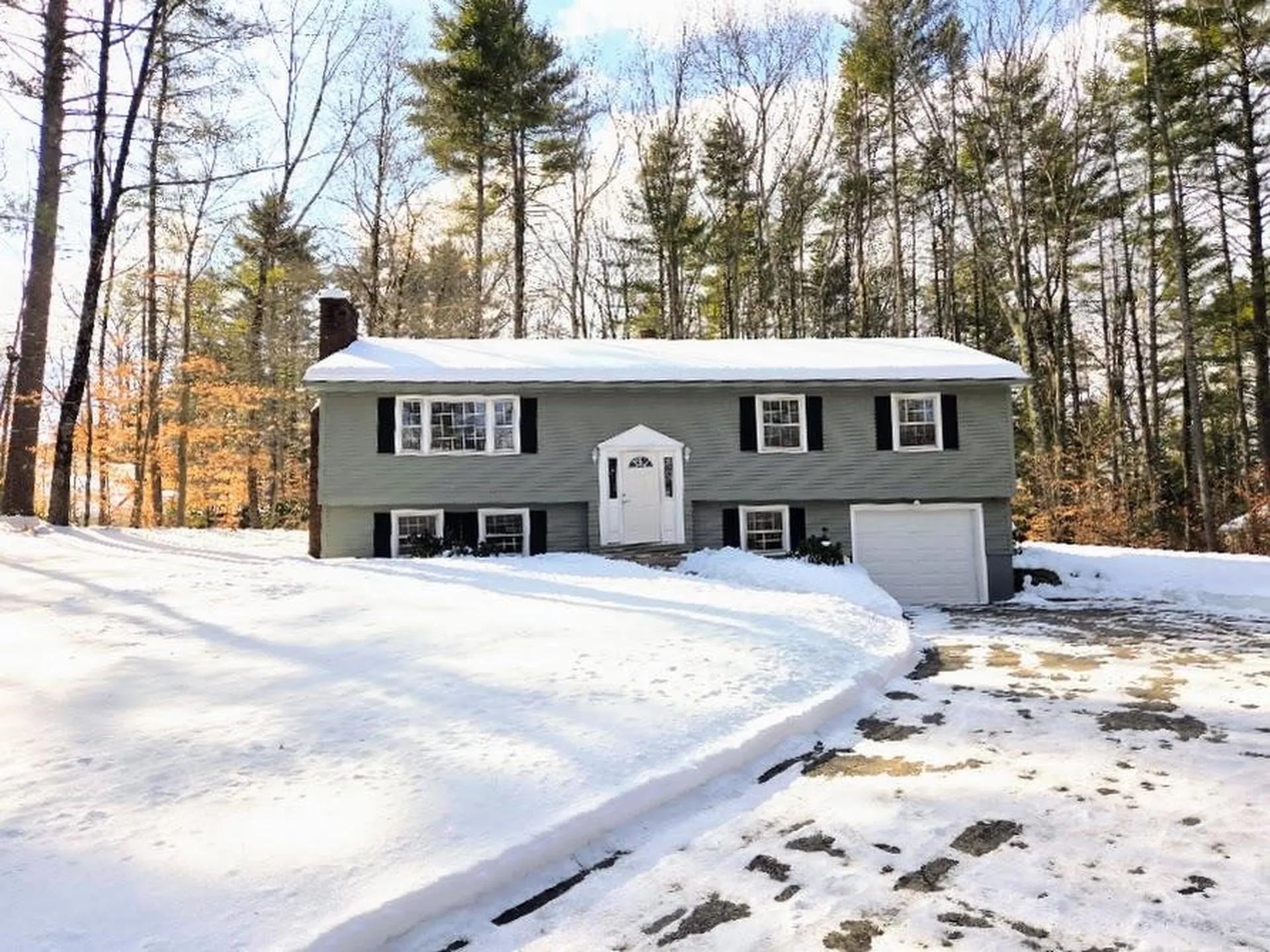 13 Birchdale Road Bow NH 03304