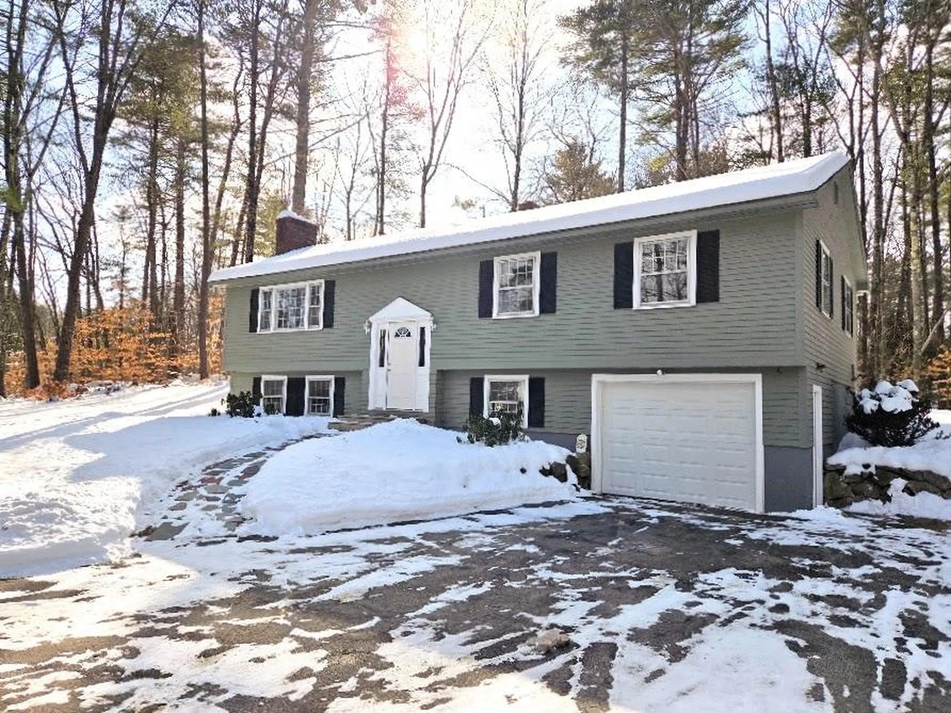 13 Birchdale Road Bow NH 03304