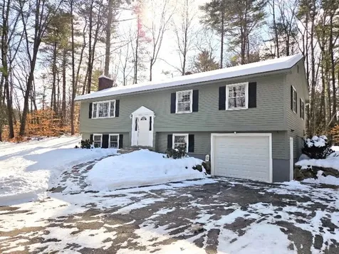 13 Birchdale Road Bow NH 03304