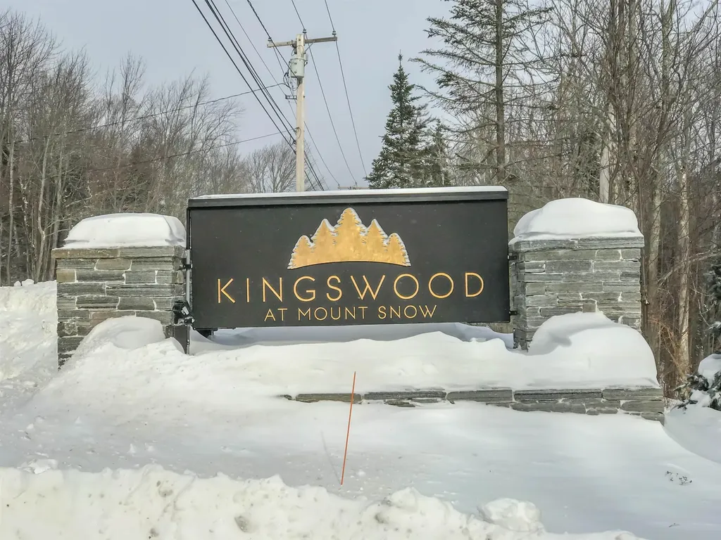 72A Kingswood Road Dover VT 05356