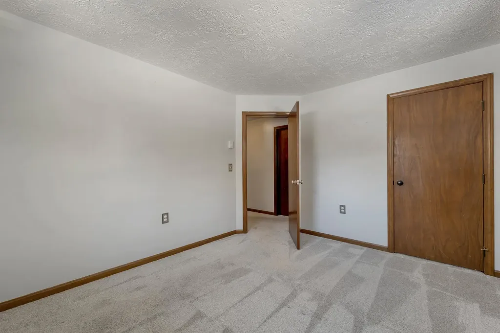 1102 Mammoth Road Pelham NH 03076