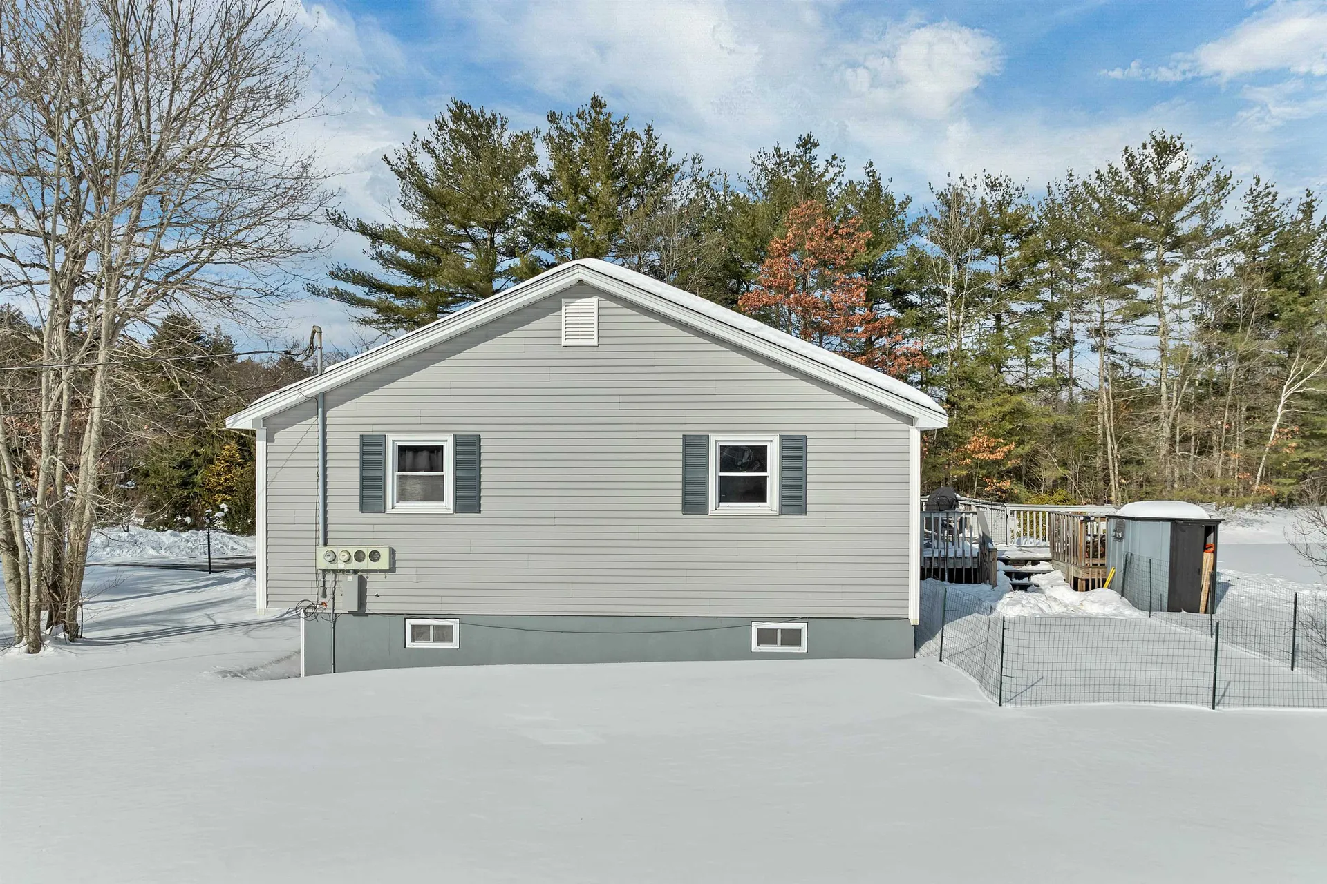 1102 Mammoth Road Pelham NH 03076