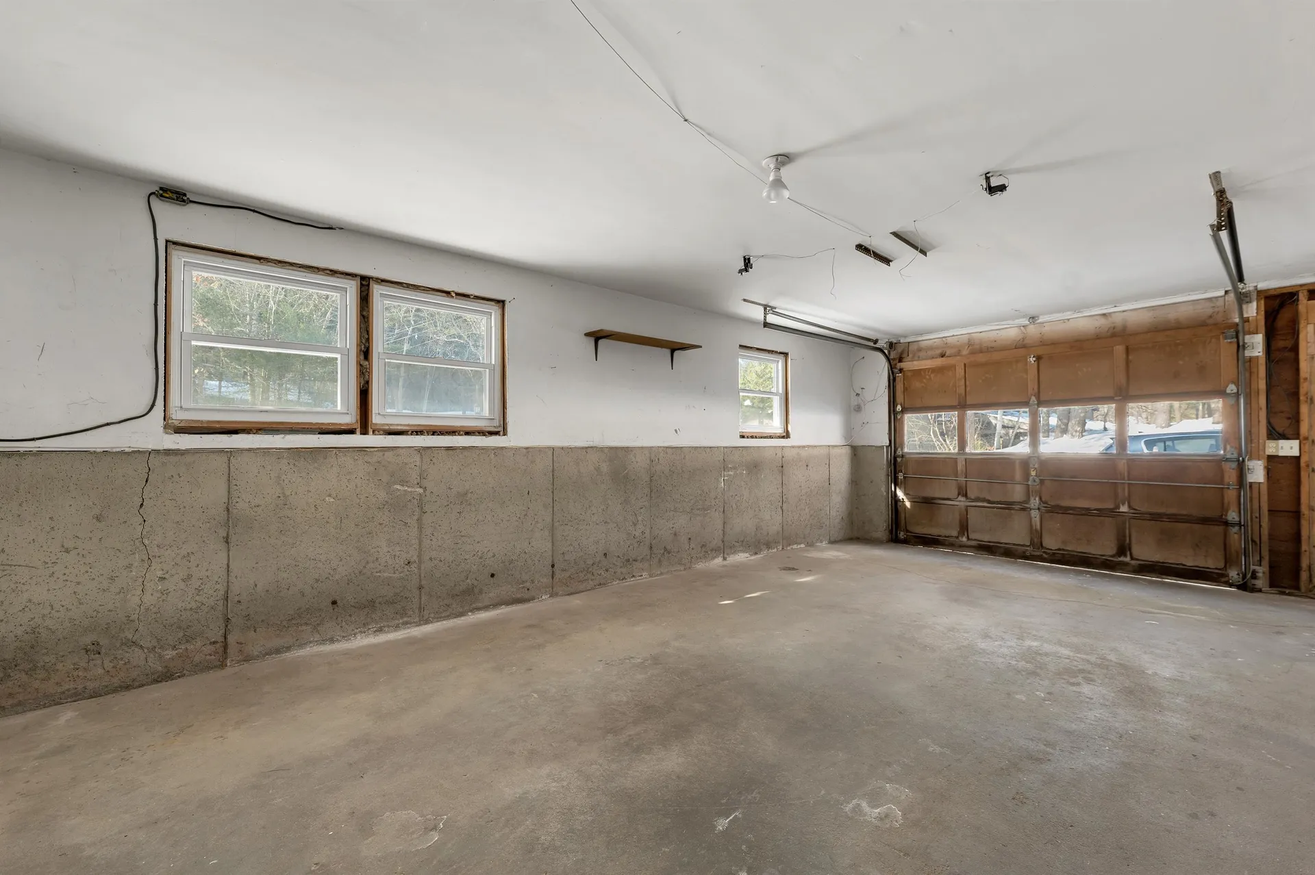 1102 Mammoth Road Pelham NH 03076