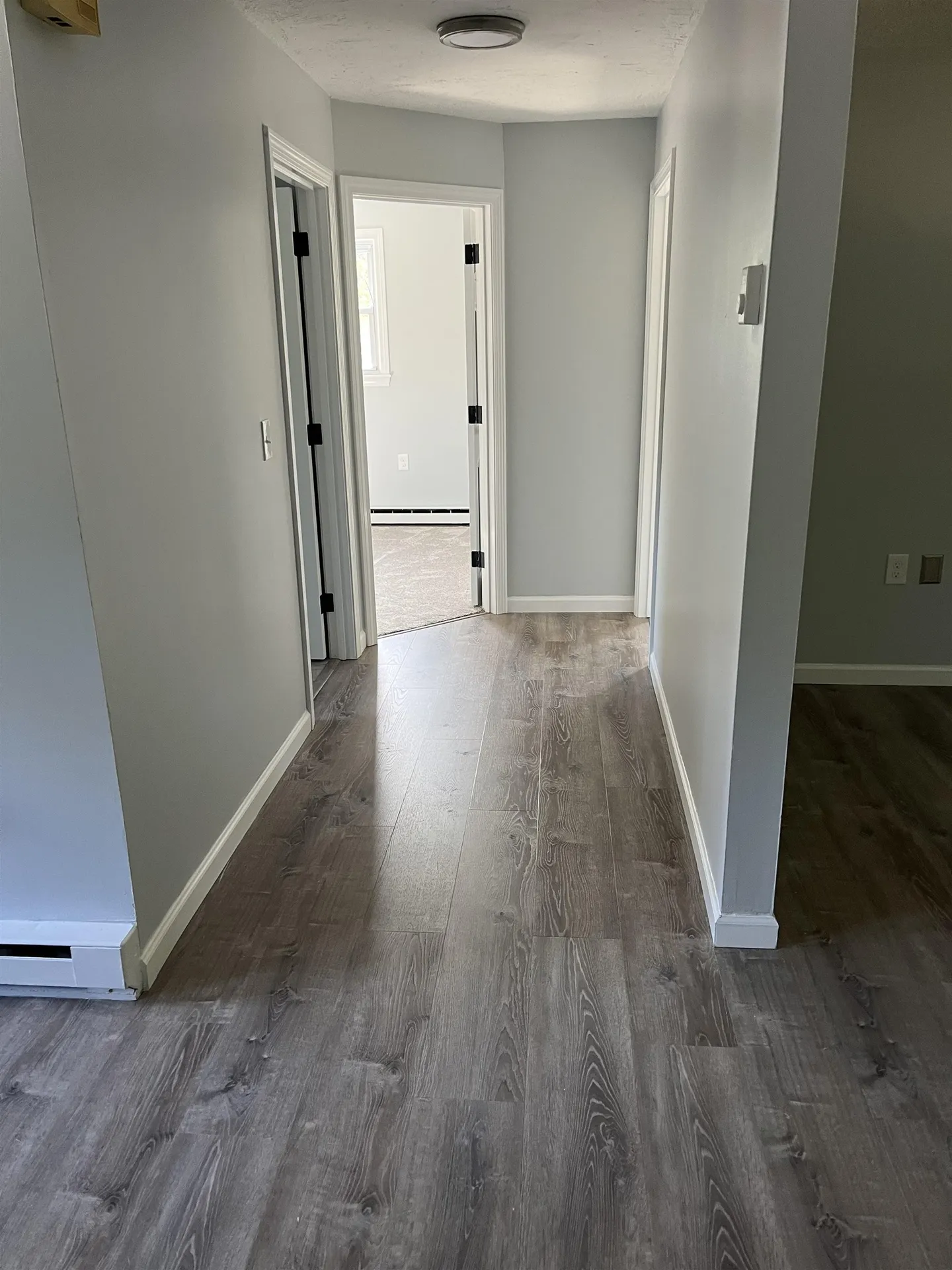 1102 Mammoth Road Pelham NH 03076