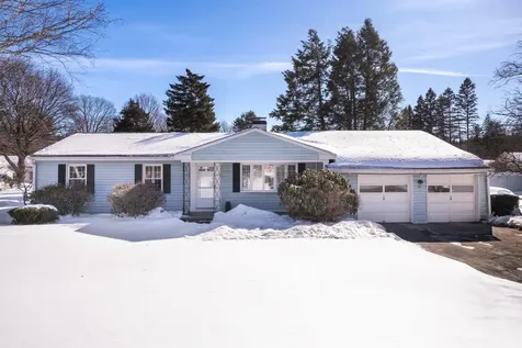 25 Stevens Road North Hampton NH 03862