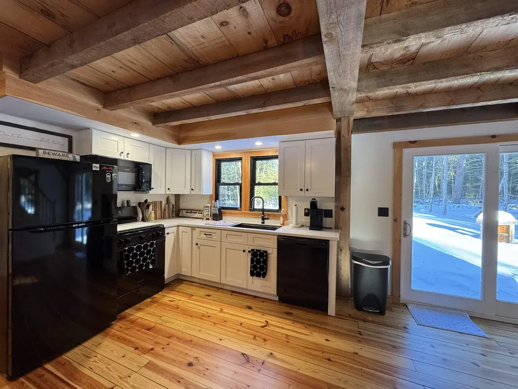 175 Dix Street Bristol NH 03222