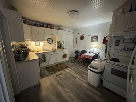 14 Stearns Court Hinsdale NH 03451