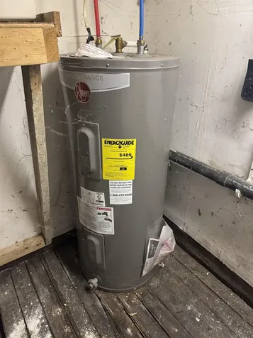 14 Stearns Court Hinsdale NH 03451