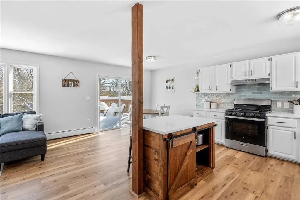 44 Buttercup Lane Antrim NH 03440