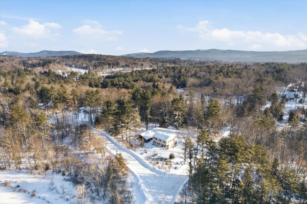 44 Buttercup Lane Antrim NH 03440