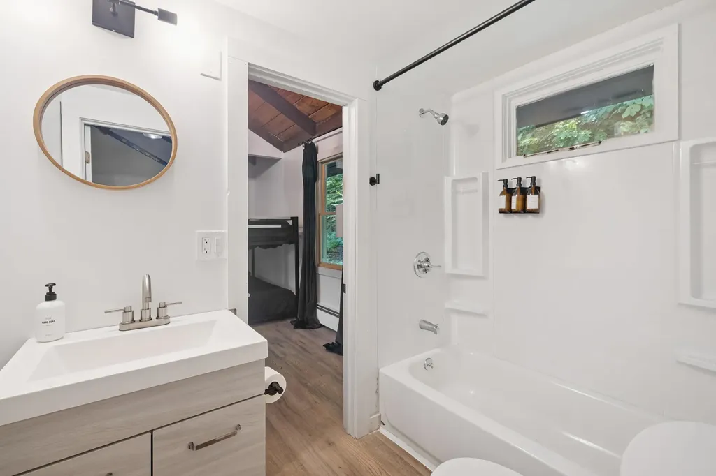 11 Waldwinkle Road Dover VT 05356