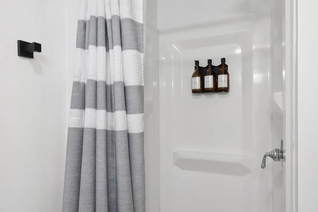 11 Waldwinkle Road Dover VT 05356