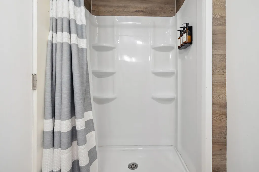 11 Waldwinkle Road Dover VT 05356