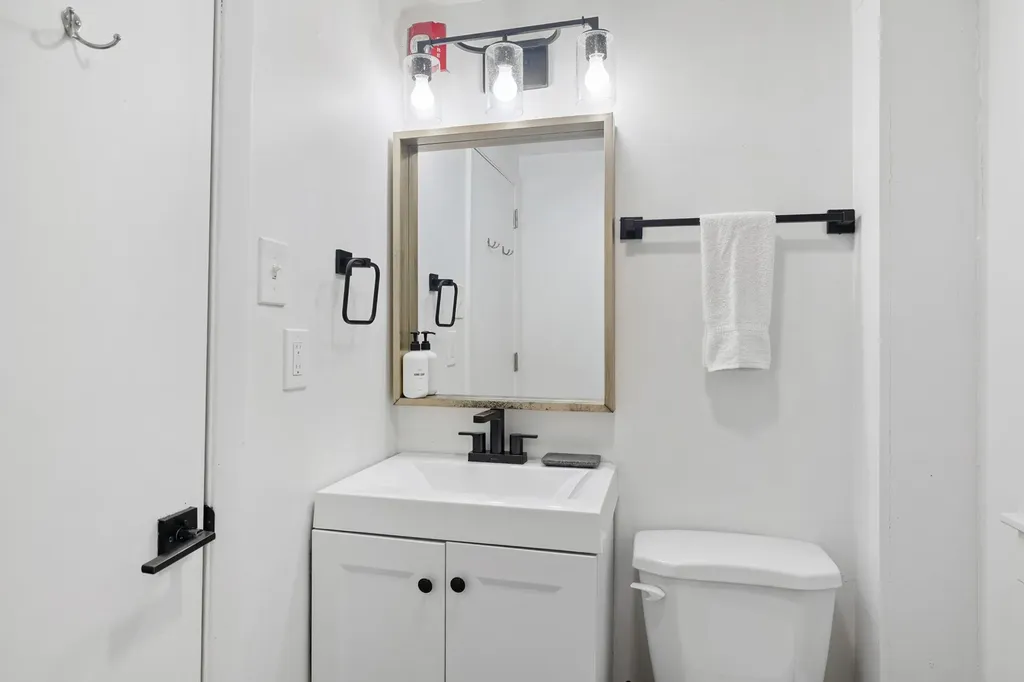 11 Waldwinkle Road Dover VT 05356