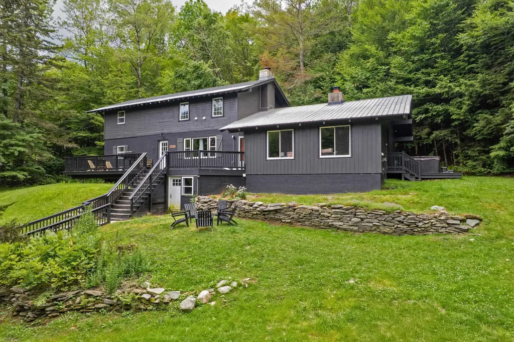 11 Waldwinkle Road Dover VT 05356