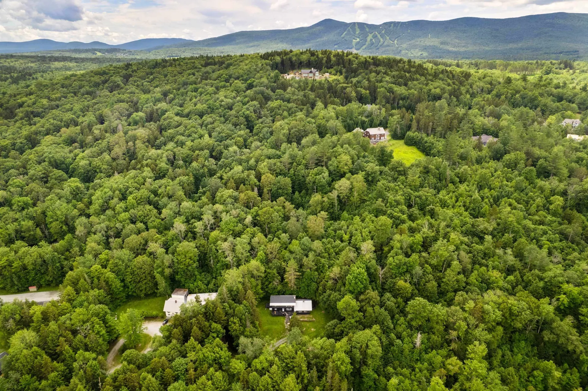 11 Waldwinkle Road Dover VT 05356