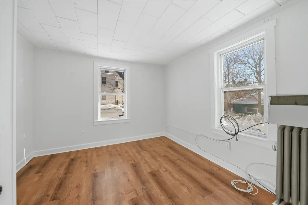 253 Walnut Street Manchester NH 03104