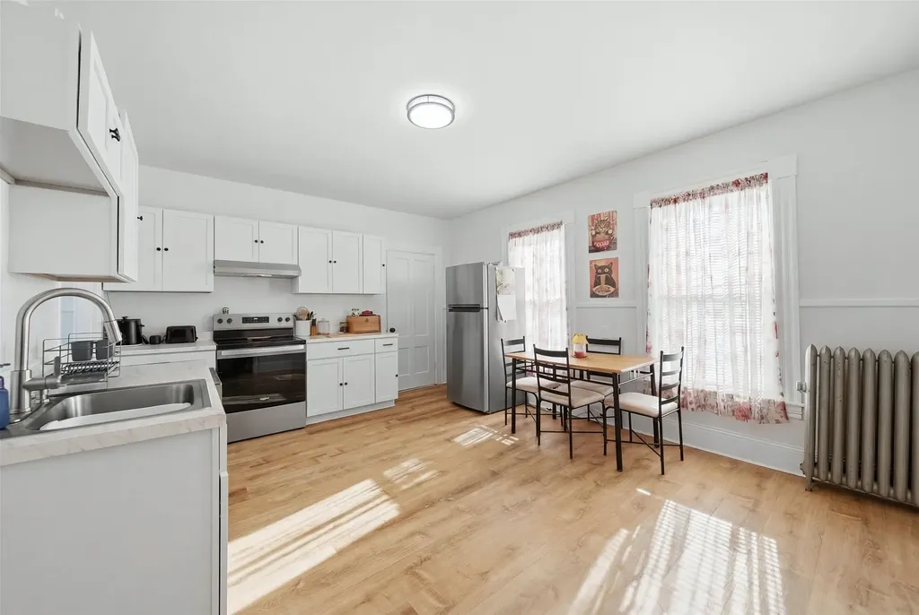 253 Walnut Street Manchester NH 03104