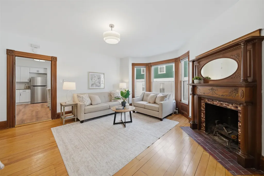 253 Walnut Street Manchester NH 03104