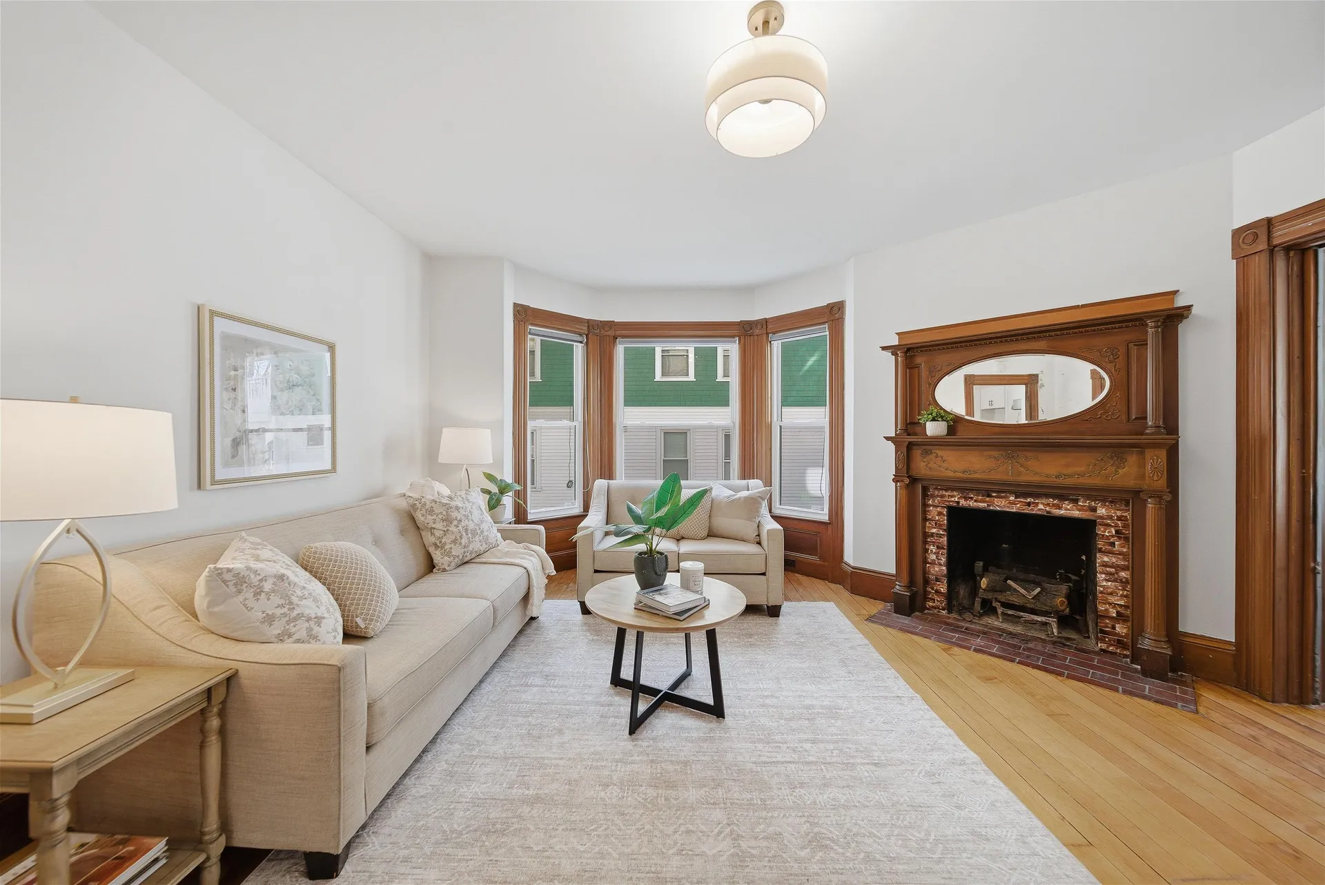 253 Walnut Street Manchester NH 03104