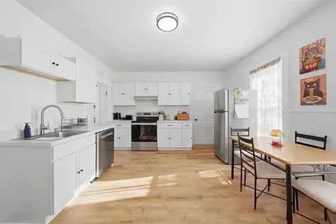 253 Walnut Street Manchester NH 03104