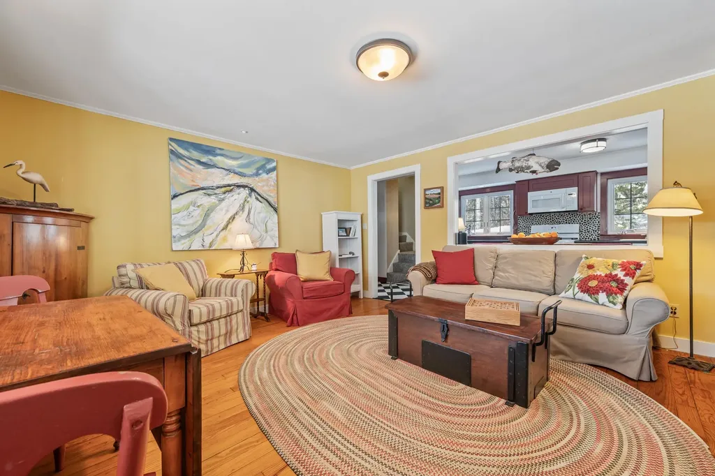 32 Mount Surprise Road Bartlett NH 03812