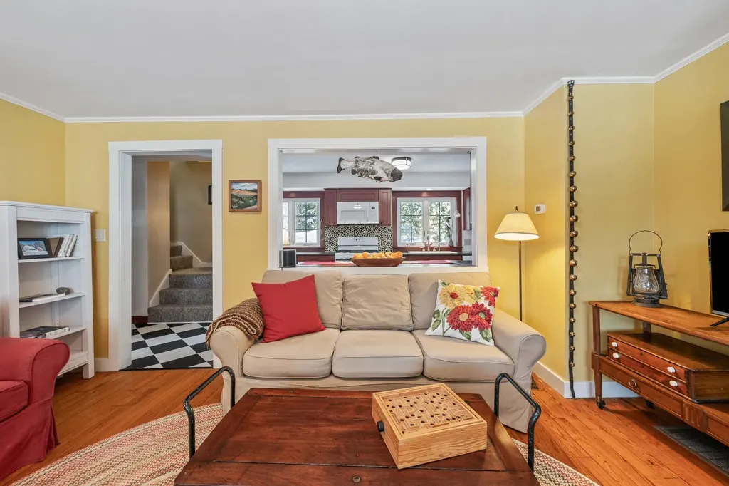 32 Mount Surprise Road Bartlett NH 03812