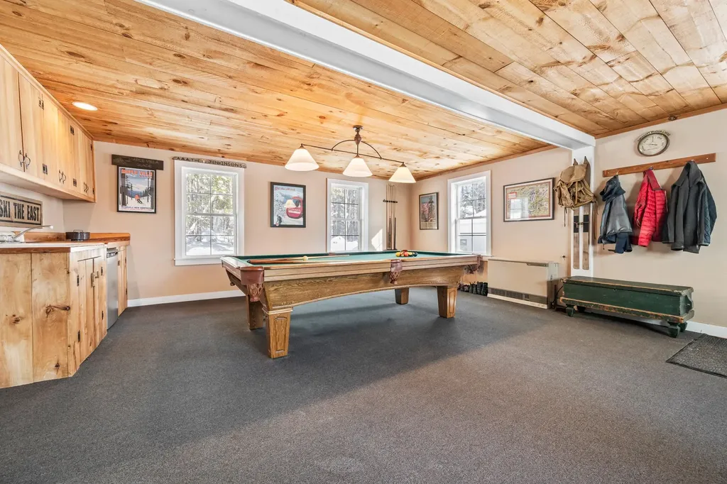 32 Mount Surprise Road Bartlett NH 03812