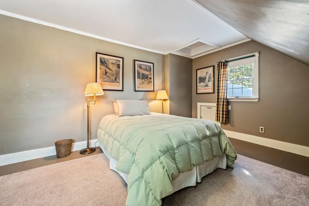 32 Mount Surprise Road Bartlett NH 03812