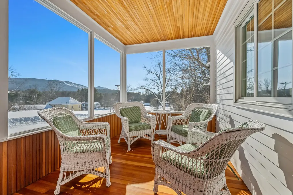 32 Mount Surprise Road Bartlett NH 03812