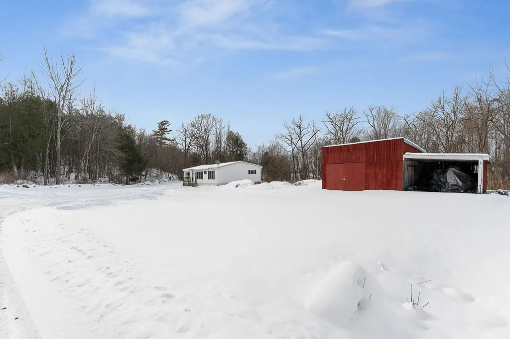 11 Beach Road Milton VT 05468